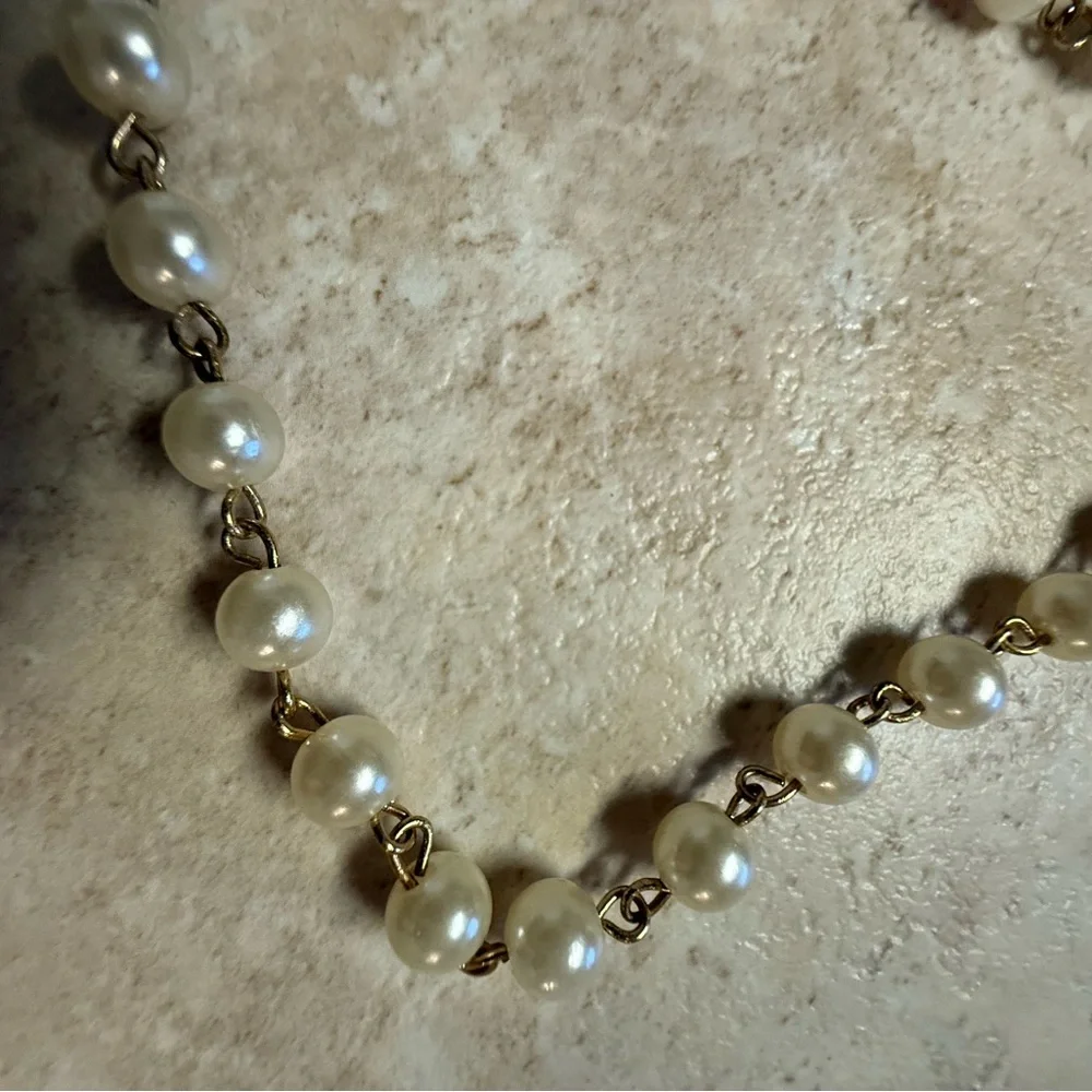 Elegant Pearl Necklace